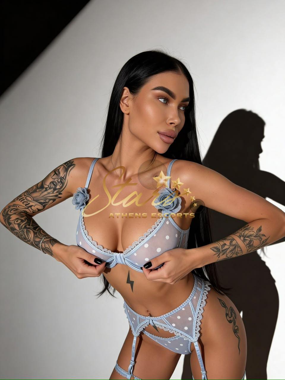 ALISA-LUXURY-MODEL-ESCORT